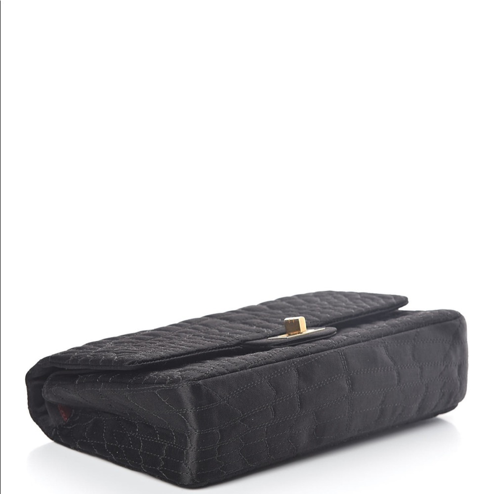 CHANEL Black Quilted Shoulder Bag with Gold Hardware - Picture 10 of 16